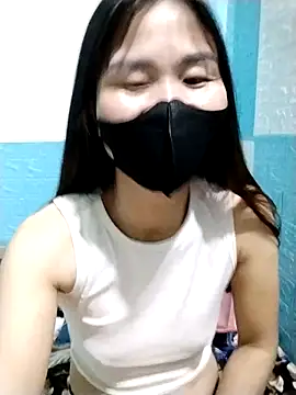 Snapshot of Donatella28 chatting on February 1, 2026, 7:23 pm Donatella28 online show from February 1, 2026, 7:23 pm