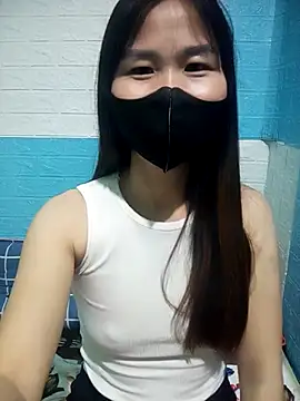 Snapshot of Donatella28 chatting on February 11, 2026, 9:53 pm Donatella28 online show from February 11, 2026, 9:53 pm