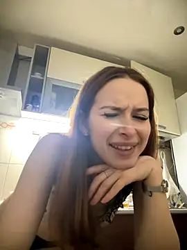 Snapshot of AmberlyCarr chatting on November 14, 2025, 4:06 pm AmberlyCarr online show from November 14, 2025, 4:06 pm