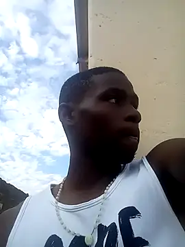 younggblackkCOCK19 online show from October 27, 2025, 3:05 pm