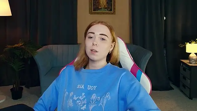 AddieOsler online show from December 17, 2025, 8:48 pm