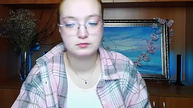 MissAriaa online show from April 5, 2026, 6:10 am