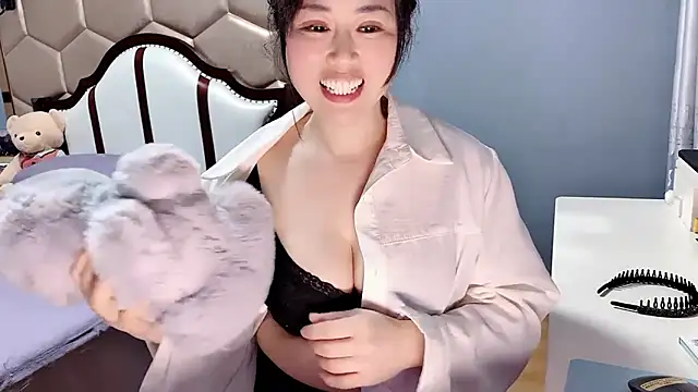 Snapshot of yaoyao22678 chatting on February 9, 2026, 2:10 pm yaoyao22678 online show from February 9, 2026, 2:10 pm