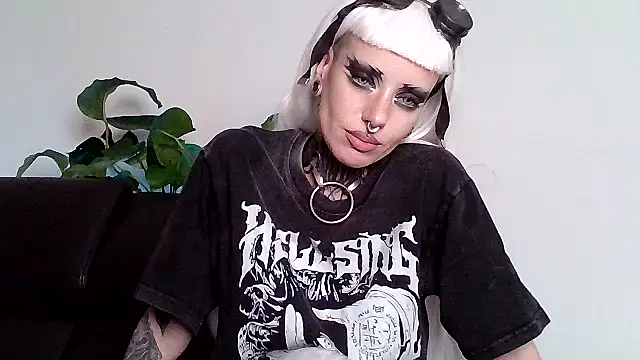 Snapshot of eva_nexus chatting on November 3, 2025, 5:58 pm eva nexus online show from November 3, 2025, 5:58 pm