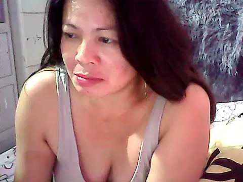 Snapshot of Titiesfuck69 chatting on February 10, 2026, 12:53 pm Titiesfuck69 online show from February 10, 2026, 12:53 pm