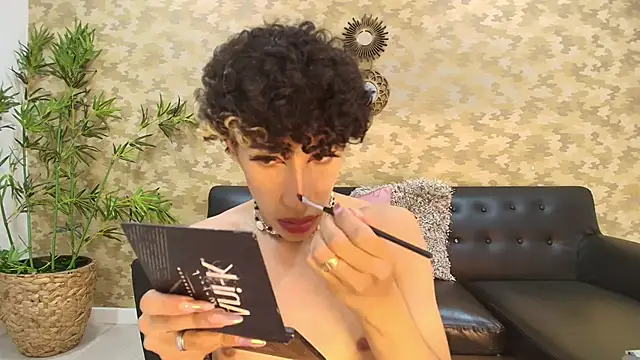 Snapshot of Nayla_Monroee chatting on January 14, 2026, 3:50 pm Nayla Monroee online show from January 14, 2026, 3:50 pm