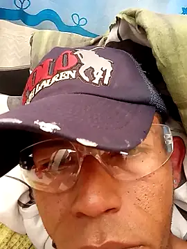 orlexdorlan online show from December 18, 2025, 1:28 pm