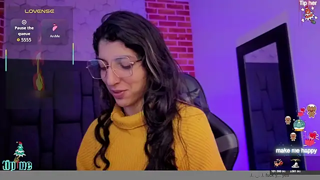 ghostwomaan online show from December 19, 2025, 12:23 pm