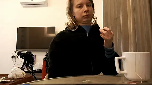 MargaretFairy online show from December 19, 2025, 3:30 pm