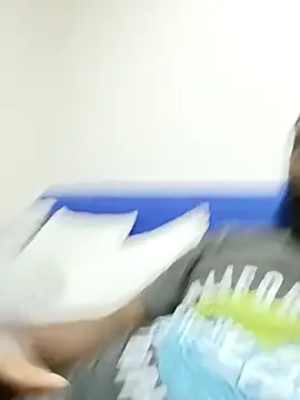 Snapshot of shoodly99 chatting on October 27, 2025, 1:53 am shoodly99 online show from October 27, 2025, 1:53 am