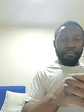 Snapshot of shoodly99 chatting on October 28, 2025, 2:15 am shoodly99 online show from October 28, 2025, 2:15 am