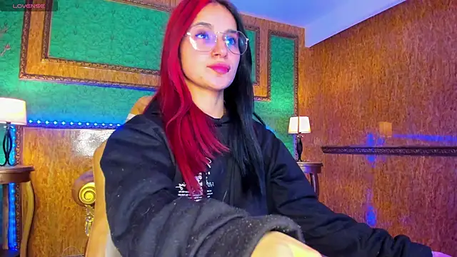 Ale sweety  online show from December 15, 2025, 12:31 pm