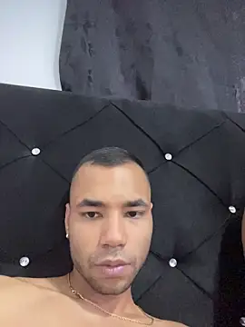 Hot2gether69 online show from October 27, 2025, 6:01 pm