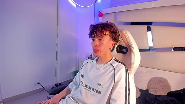 Genesis ask online show from January 15, 2026, 4:06 am