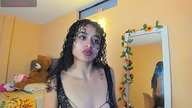 Snapshot of Keniia_rizz chatting on May 26, 2026, 7:10 pm Keniia rizz online show from May 26, 2026, 7:10 pm