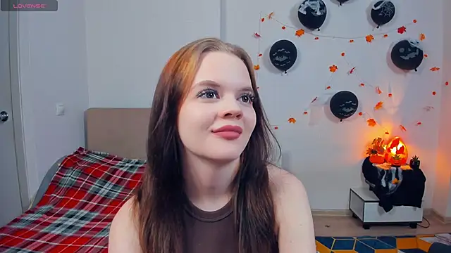 YourLovelyLily online show from November 15, 2025, 5:20 pm