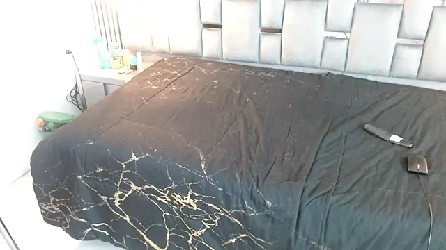 Memi xxx online show from November 15, 2025, 2:53 am