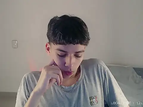 Sett 01 online show from November 8, 2025, 5:18 am