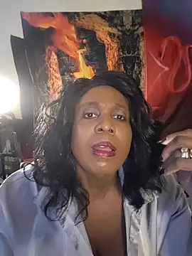 veronicasteel73 online show from November 4, 2025, 10:03 am