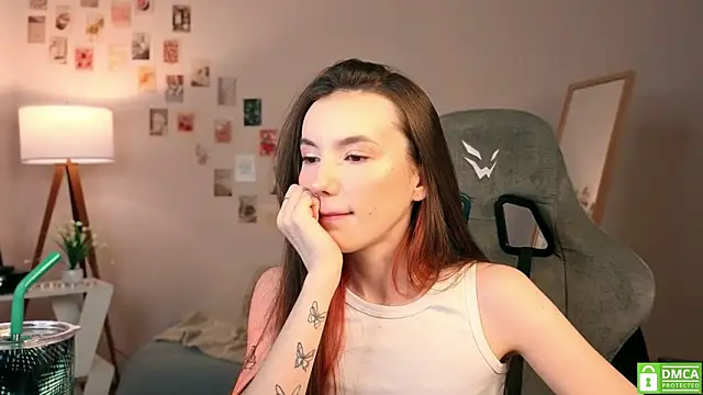 yourfrenchteacher online show from November 17, 2025, 4:51 am