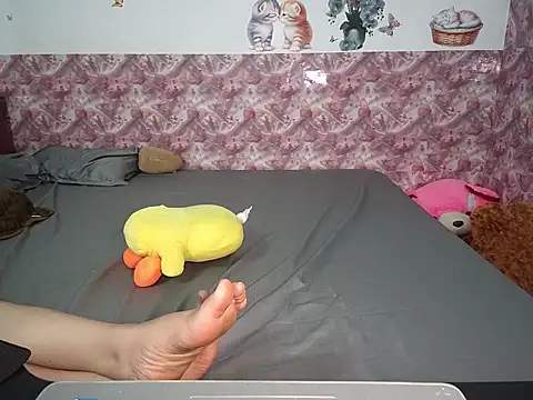 Snapshot of zubu_202 chatting on November 13, 2025, 2:27 pm zubu 202 online show from November 13, 2025, 2:27 pm