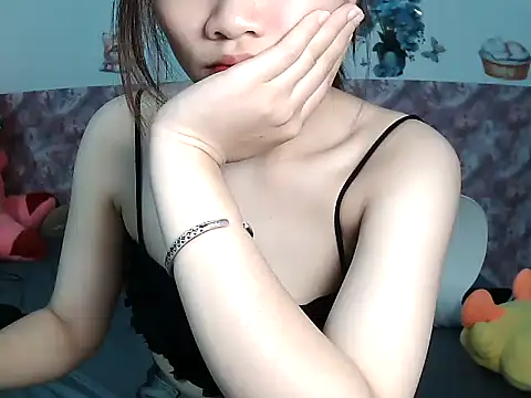 Snapshot of zubu_202 chatting on November 19, 2025, 1:44 pm zubu 202 online show from November 19, 2025, 1:44 pm