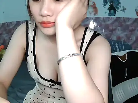 Snapshot of zubu_202 chatting on November 27, 2025, 1:35 pm zubu 202 online show from November 27, 2025, 1:35 pm