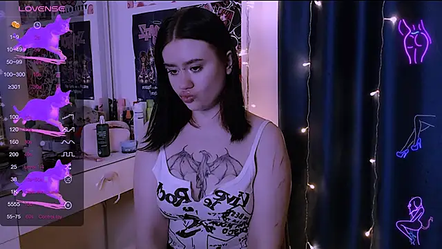 Snapshot of Meow_Marie chatting on December 21, 2025, 10:22 am Meow Marie online show from December 21, 2025, 10:22 am