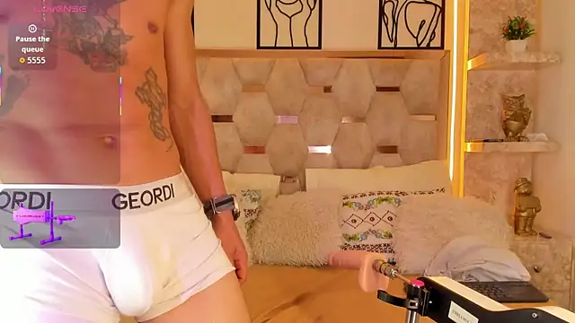 Snapshot of Andrew_Haalls chatting on November 3, 2025, 9:05 pm Andrew Haalls online show from November 3, 2025, 9:05 pm