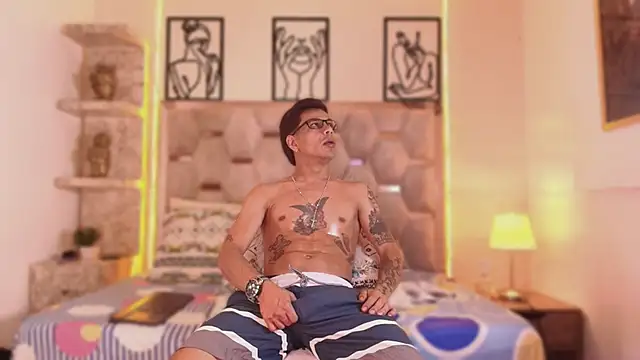 Snapshot of Andrew_Haalls chatting on January 12, 2026, 8:36 pm Andrew Haalls online show from January 12, 2026, 8:36 pm