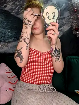 mattiethebaddieee online show from November 26, 2025, 9:27 pm