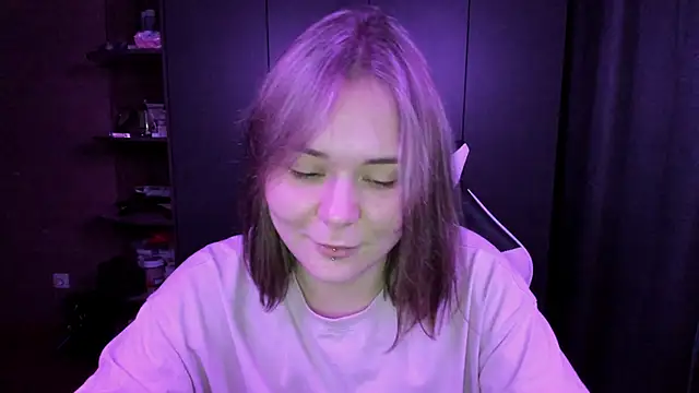 Snapshot of sophia_lix chatting on November 16, 2025, 4:45 pm sophia lix online show from November 16, 2025, 4:45 pm