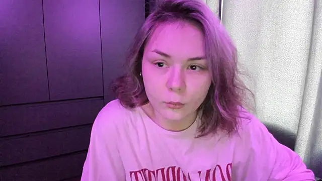 Snapshot of sophia_lix chatting on December 18, 2025, 4:29 am sophia lix online show from December 18, 2025, 4:29 am