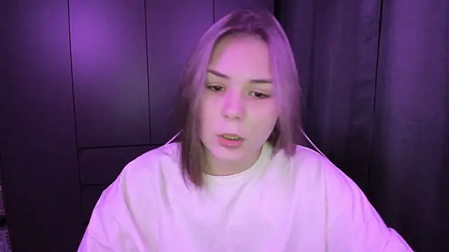 Snapshot of sophia_lix chatting on December 20, 2025, 11:17 am sophia lix online show from December 20, 2025, 11:17 am