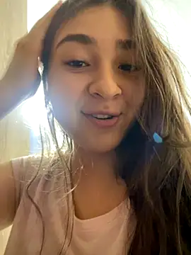 Valentina ro online show from December 2, 2025, 4:24 pm