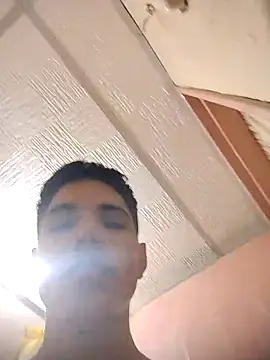 Snapshot of Alex_Sweeting chatting on November 8, 2025, 3:50 am Alex Sweeting online show from November 8, 2025, 3:50 am