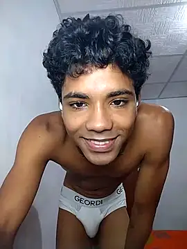 Snapshot of Alex_Sweeting chatting on February 19, 2026, 4:58 pm Alex Sweeting online show from February 19, 2026, 4:58 pm