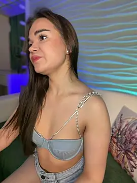 BabyShy- online show from May 28, 2026, 11:57 pm