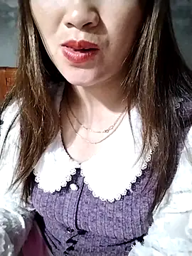 Snapshot of emini-xx chatting on March 17, 2026, 5:00 am emini-xx online show from March 17, 2026, 5:00 am