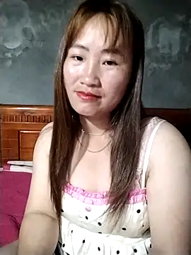 Snapshot of emini-xx chatting on March 31, 2026, 2:24 am emini-xx online show from March 31, 2026, 2:24 am