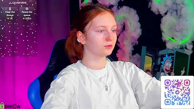 Snapshot of AngelWisee chatting on February 7, 2026, 2:15 am AngelWisee online show from February 7, 2026, 2:15 am