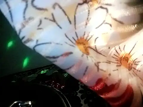 Lana-murr online show from April 15, 2026, 7:58 pm