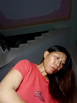 Snapshot of bella-la chatting on November 16, 2025, 11:38 am bella-la online show from November 16, 2025, 11:38 am