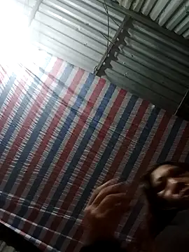 Snapshot of bella-la chatting on November 29, 2025, 10:51 am bella-la online show from November 29, 2025, 10:51 am