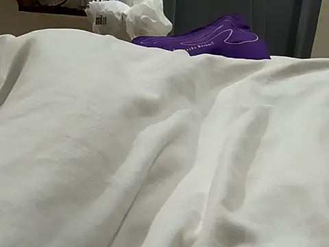 Snapshot of bigtelugubhama chatting on March 9, 2026, 2:10 pm bigtelugubhama online show from March 9, 2026, 2:10 pm