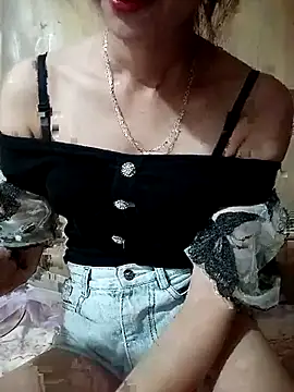 Snapshot of Em_xinh01 chatting on November 13, 2025, 8:13 am Em xinh01 online show from November 13, 2025, 8:13 am