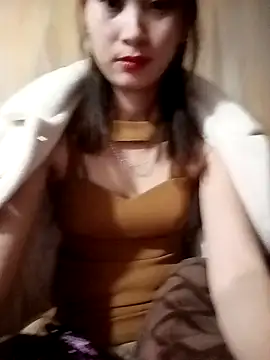 Snapshot of Em_xinh01 chatting on November 14, 2025, 1:54 pm Em xinh01 online show from November 14, 2025, 1:54 pm