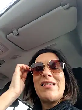 Snapshot of Piediniecollant chatting on November 12, 2025, 11:10 am Piediniecollant online show from November 12, 2025, 11:10 am