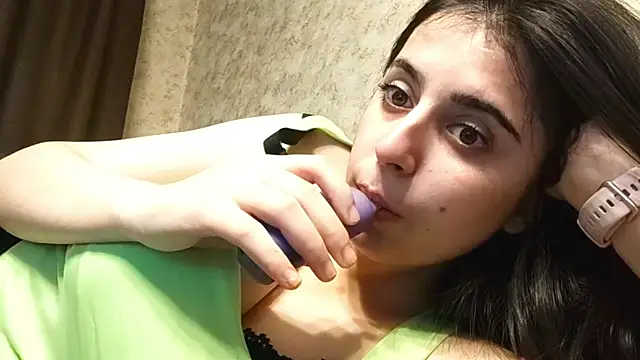 Snapshot of Lina_rix chatting on October 28, 2025, 1:03 pm Lina rix online show from October 28, 2025, 1:03 pm