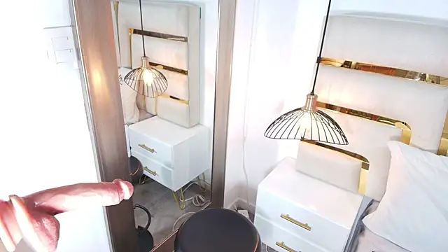 Snapshot of Sophie_Leclair_ chatting on November 1, 2025, 1:02 pm Sophie Leclair online show from November 1, 2025, 1:02 pm